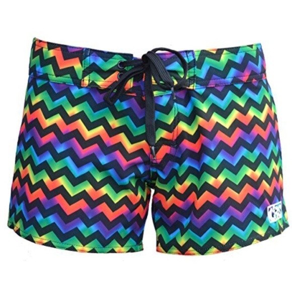 CIRE Board Shorts Beach Swim Hurley Roxy Sz 5 NWT - Picture 1 of 1